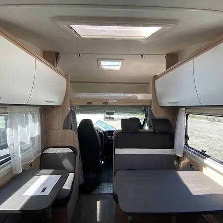 Autocaravana 6 * Малага